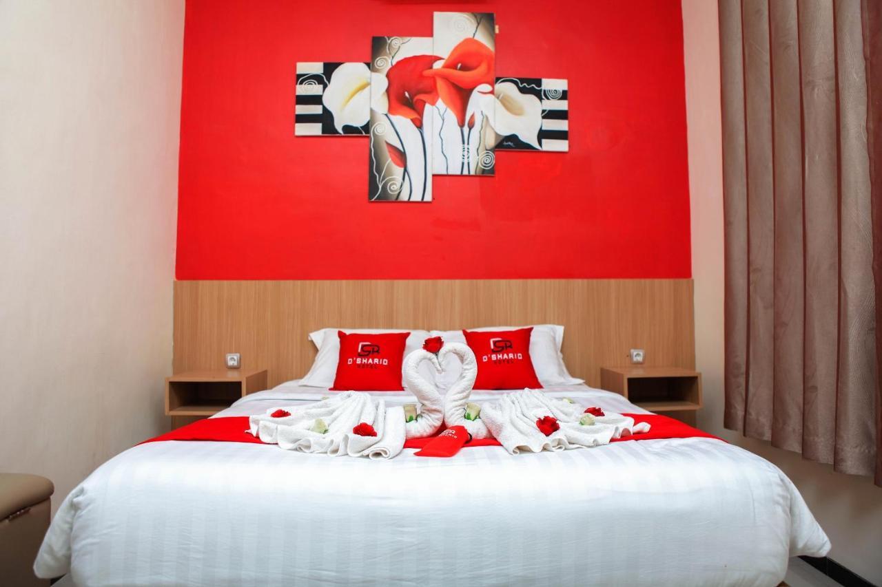 D'Shario Hotel Kepanjen Malang Eksteriør bilde